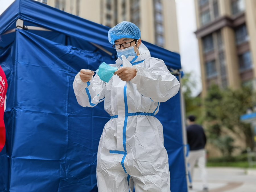 同心抗疫  四川yl7703永利集团在行动